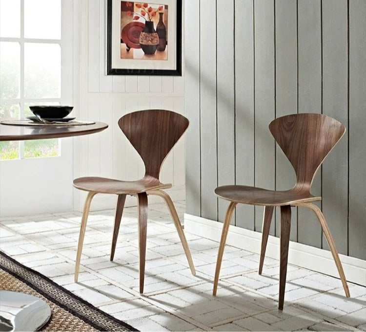 Minimalist Nordic Solid Wood Dining Chair — Versatile Designer Elegance for Home, Cafes & Hotels