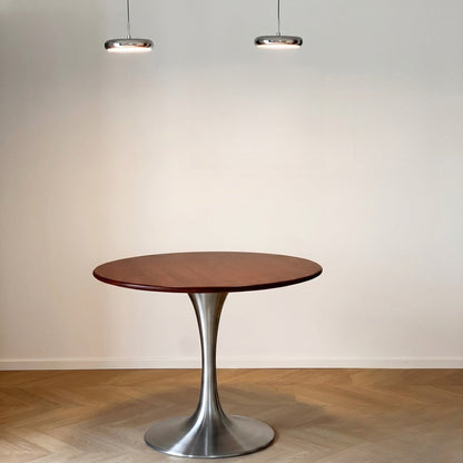 Tulip Dining Table – Timeless Modern Elegance in Wood & Steel
