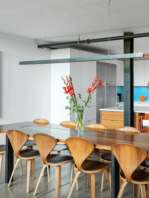 Minimalist Nordic Solid Wood Dining Chair — Versatile Designer Elegance for Home, Cafes & Hotels
