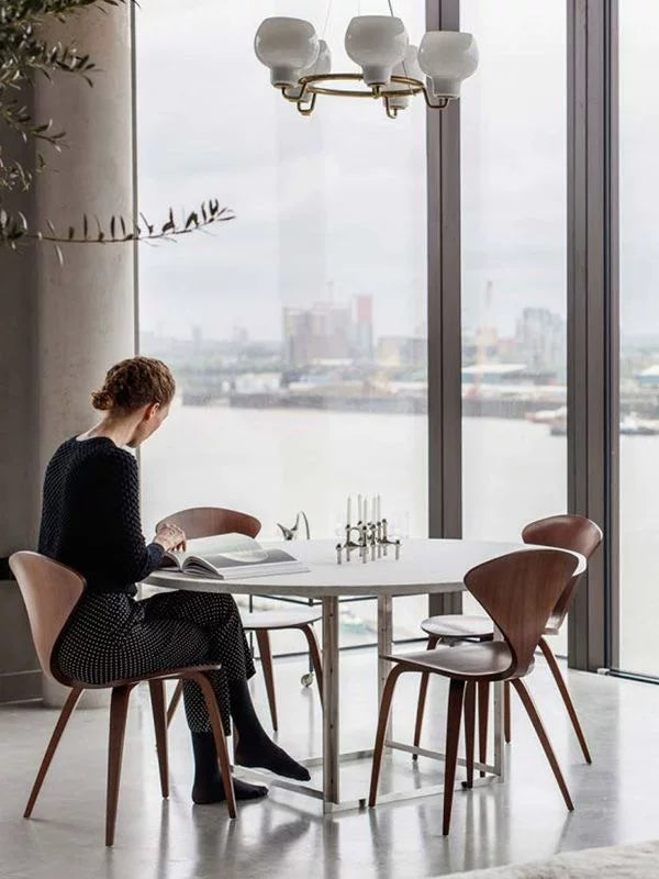 Minimalist Nordic Solid Wood Dining Chair — Versatile Designer Elegance for Home, Cafes & Hotels
