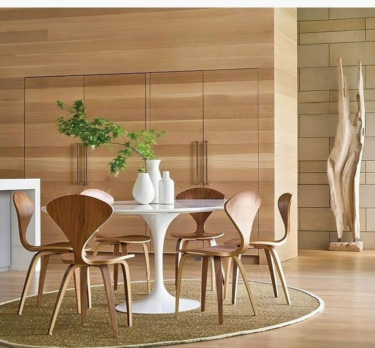 Minimalist Nordic Solid Wood Dining Chair — Versatile Designer Elegance for Home, Cafes & Hotels